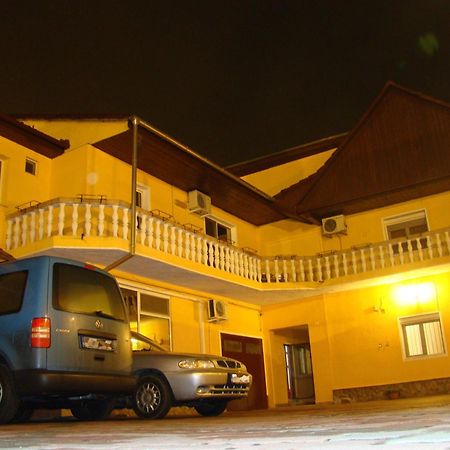Pensiunea Alexander Arad Exterior photo